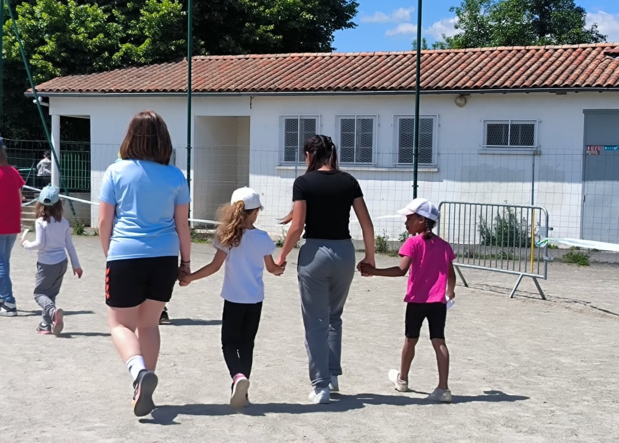 Rencontre entre les élèves de l’école et du collège